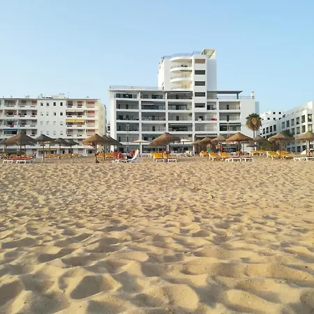 Beachfront Flat With Pool * Quarteira