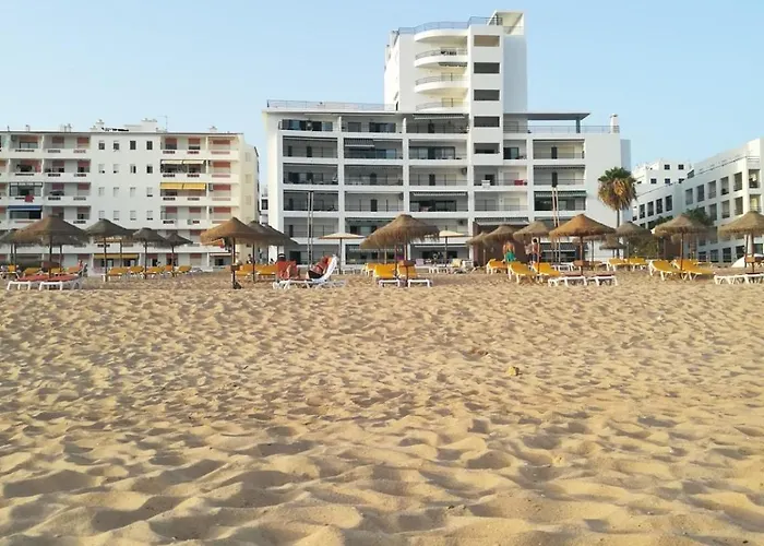 Beachfront Flat With Pool * Quarteira