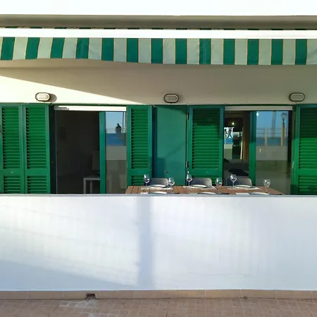 Beachfront Flat With Pool * Quarteira