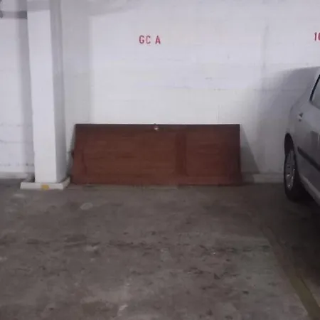 Appartamento Beachfront Flat With Pool *